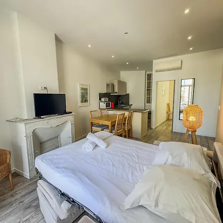 Appartement Red Door Forville Market View