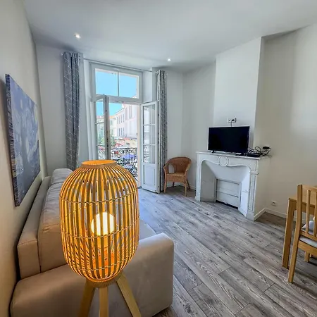 Red Door Forville Market View Appartement Cannes