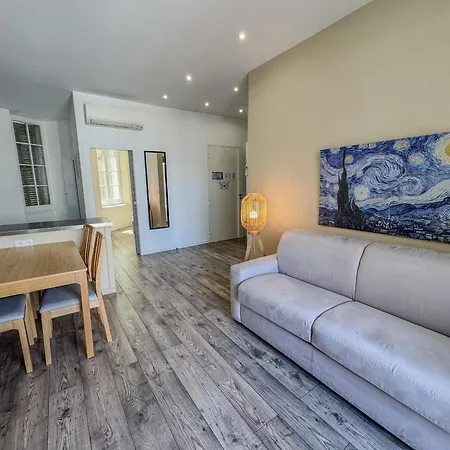 Appartement Red Door Forville Market View